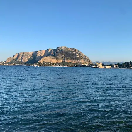 George House 34 Apartment Mondello