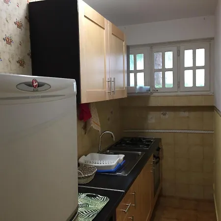 George House 34 Mondello